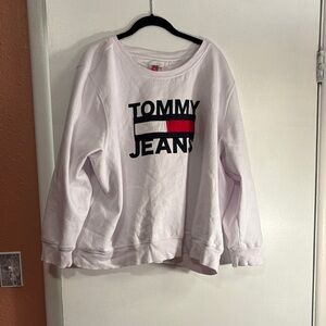 Tommy Hilfiger White cropped Sweatshirt with Red and Black Logo